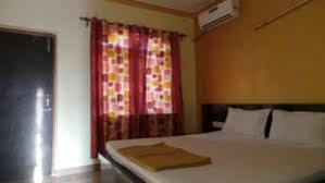 Spot On 61514 Laxmi Guest House Morjim Extérieur photo